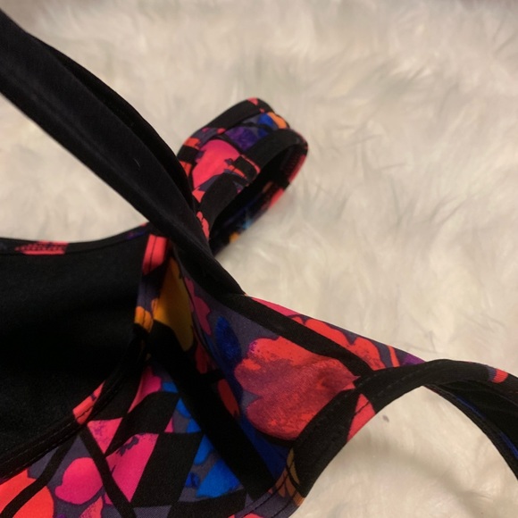 🌸 TYR Two Piece Swimsuit - Picture 7 of 8